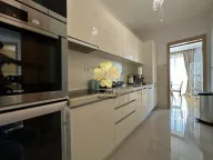 Izdavanje, trosoban stan, 110m², Momišići, Podgorica - image 5