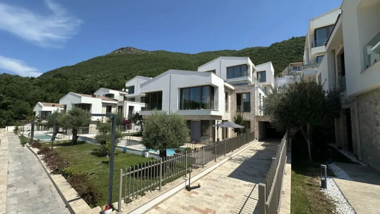 Prodaja, kuća, 400m², Kumbor, Herceg Novi