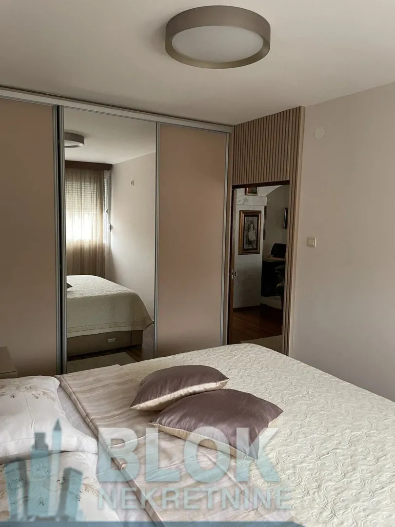 Izdavanje, dvosoban stan, 77m², Preko Morače, Podgorica