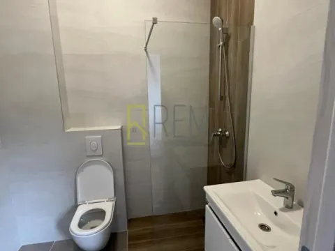 Sale, one bedroom apartment, 47m², Kolašin, Crna Gora - image 10