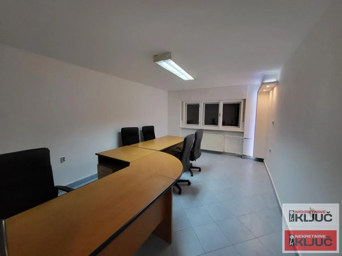 Rent, office space, 40m², Spens, Novi Sad Sve Podlokacije