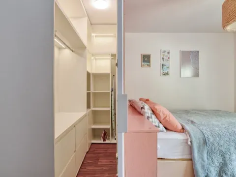 Rent, two bedroom apartment, 64m², Petrovac, Budva - image 2