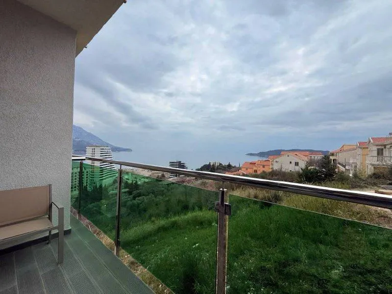 Sale, two bedroom apartment, 81m², Bečići, Budva