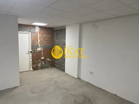 Rent, office space, 82m², Trošarina, Voždovac Sve Podlokacije - image 6