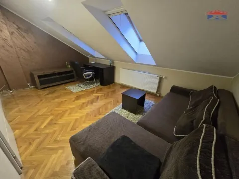 Izdavanje, četvorosoban stan, 105m², Rotkvarija, Novi Sad Sve Podlokacije - image 19