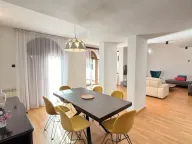 Rent, house, 300m², Gorica C, Podgorica - image 2