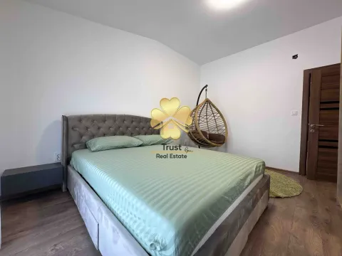 Izdavanje, kuća, 180m², Vranići, Podgorica - image 13