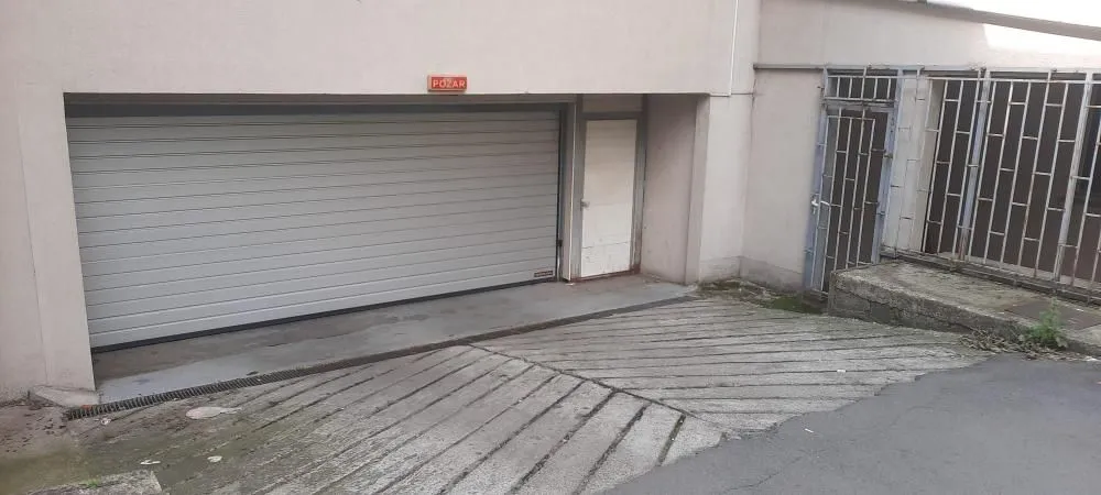 Rent, parking/garage, 26m², Južni Bulevar, Vračar Sve Podlokacije
