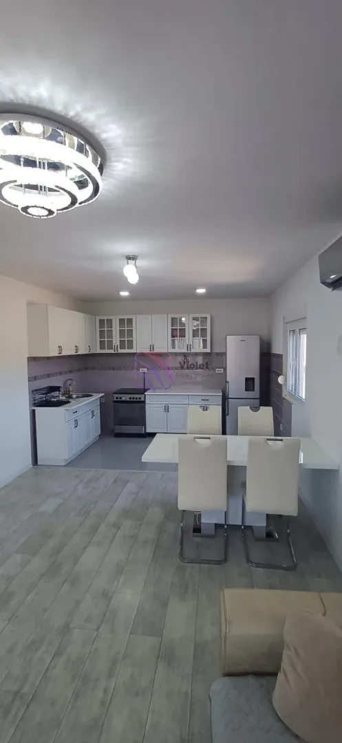 Rent, house, 260m², Donji Kokoti, Podgorica