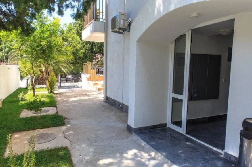 Sale, house, 376m², Sutomore, Bar