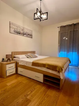 Prodaja, jednosoban stan, 40m², Central Point, Podgorica - image 9