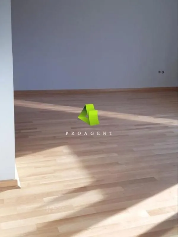 Rent, office space, 103m², Medijana, Niš