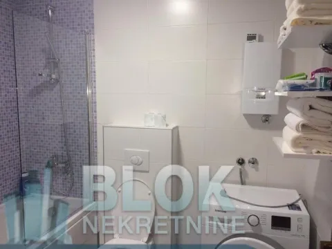 Izdavanje, dvosoban stan, 70m², City Kvart, Podgorica - image 7