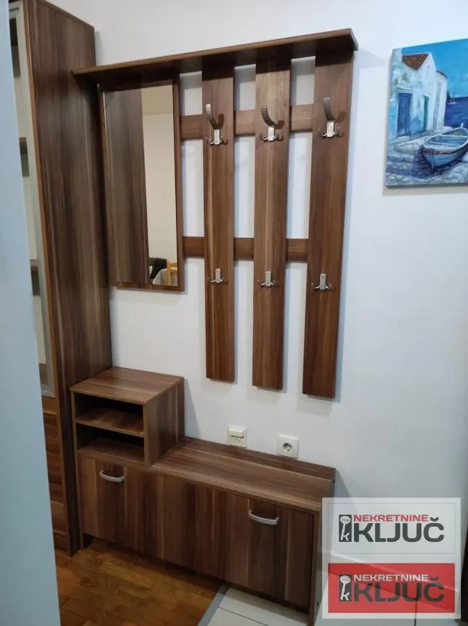 Izdavanje, garsonjera, 26m², Grbavica, Novi Sad Sve Podlokacije