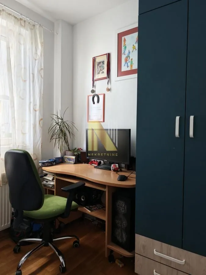 Izdavanje, trosoban stan, 73m², Adice, Novi Sad Sve Podlokacije