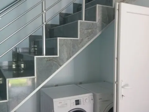 Izdavanje, kuća, 60m², Palilula Sve Podlokacije, Beograd - image 2