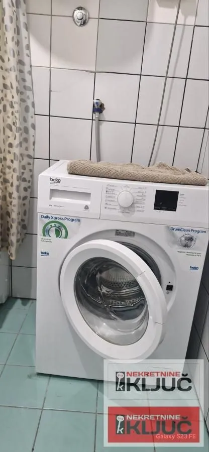 Izdavanje, dvosoban stan, 47m², Socijalno, Novi Sad Sve Podlokacije