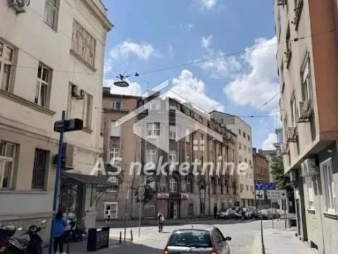 Izdavanje, stan, 50m², Stari Grad, Beograd - image 18