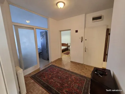 Izdavanje, četvorosoban stan, 106m², Palilula, Niš - image 6