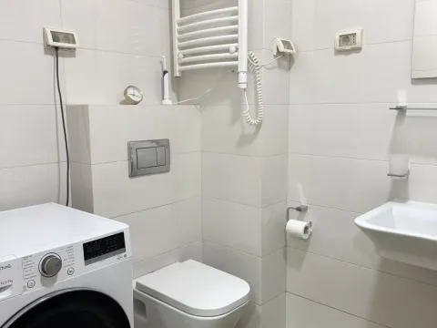 Prodaja, trosoban stan, 72m², City Kvart, Podgorica - image 7