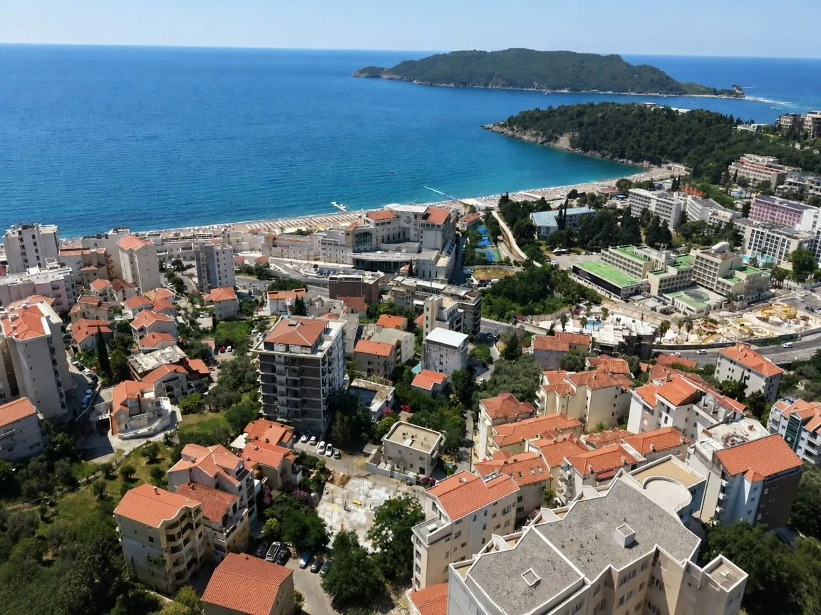 Sale, one bedroom apartment, 43m², Bečići, Budva