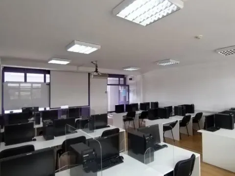 Izdavanje, poslovni prostor, 500m², Adamovićevo Naselje, Novi Sad Sve Podlokacije - image 4