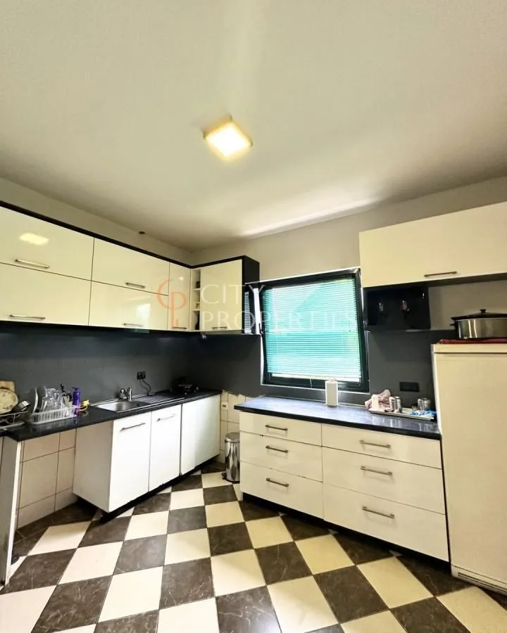 Rent, house, 150m², Donja Gorica, Podgorica