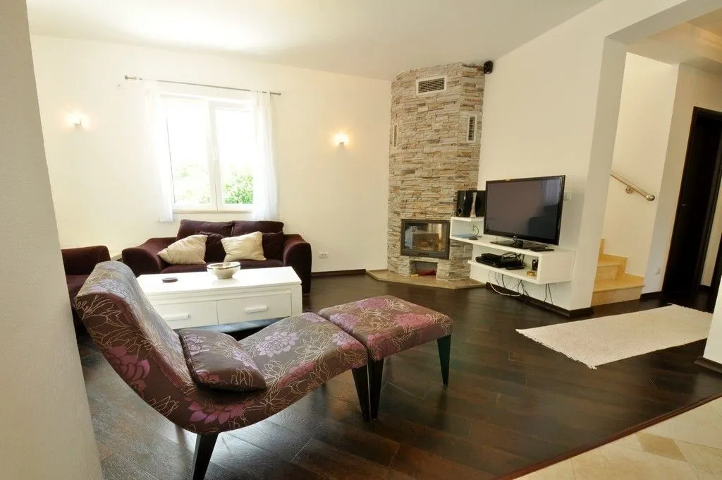 Sale, house, 131m², Lipci, Kotor