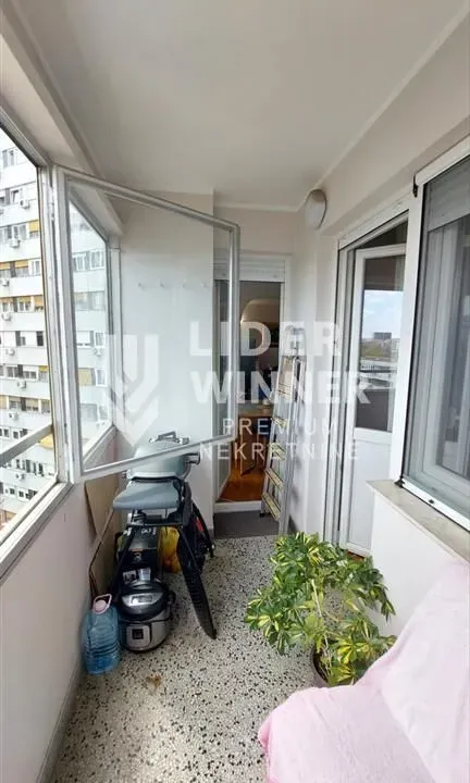 Sale, two bedroom apartment, 71m², Novi Beograd Blok 38, Novi Beograd Sve Podlokacije