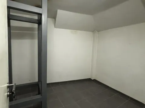 Izdavanje, poslovni prostor, 450m², Medijana, Niš - image 24