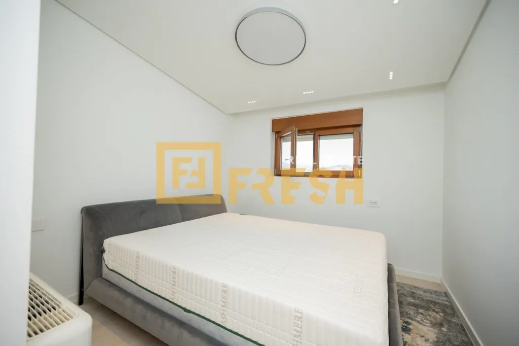 Sale, three bedroom apartment, 135m², Master Kvart, Podgorica