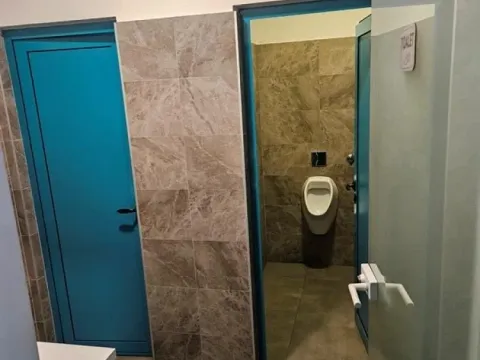 Izdavanje, poslovni prostor, 2150m², Zemun Sve Podlokacije, Beograd - image 15