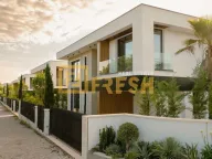 Izdavanje, kuća, 260m², Gornja Gorica, Podgorica - image 2