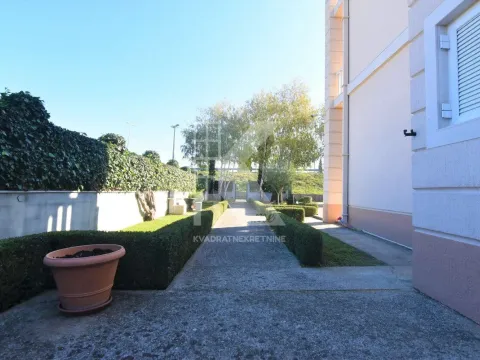 Rent, house, 752m², Zelenika, Podgorica - image 4