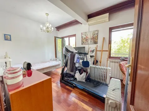 Sale, three bedroom apartment, 136m², Gorica C, Podgorica - image 11