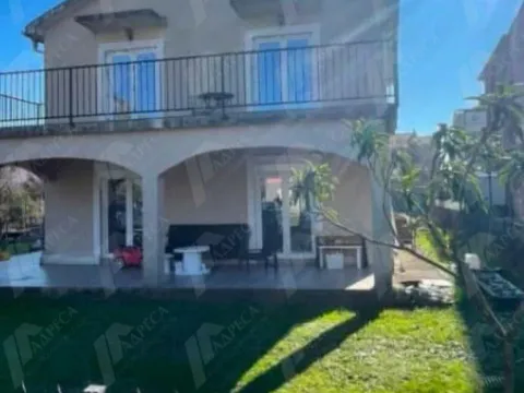 Prodaja, kuća, 175m², Lastva Grbaljska, Kotor