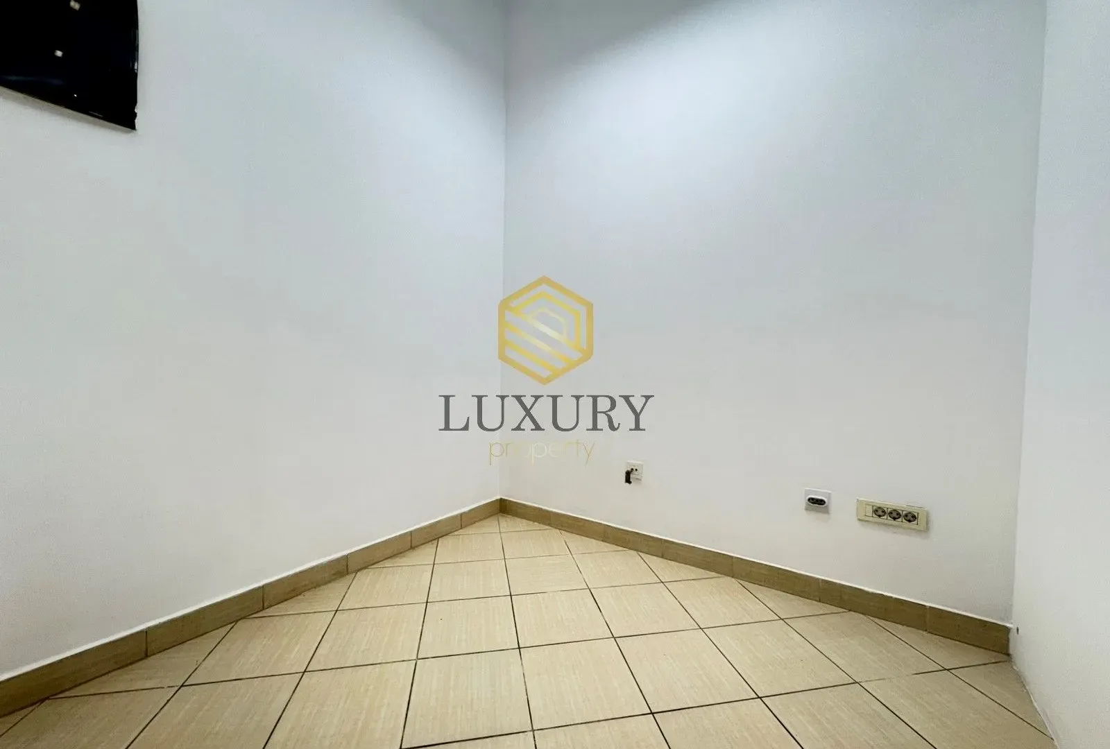 Rent, office space, 23m², Stari Aerodrom, Podgorica