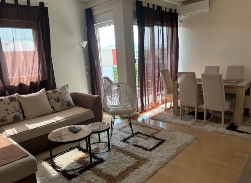 Rent, one bedroom apartment, 54m², City Kvart, Podgorica