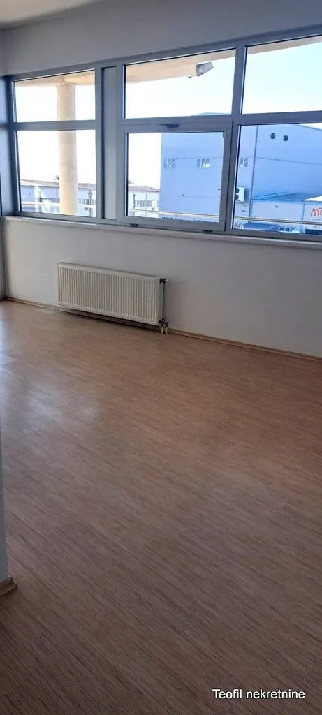 Rent, office space, 200m², Nova Pazova, Stara Pazova