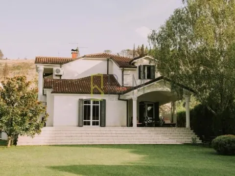 Sale, house, 460m², Zagorič, Podgorica - image 4