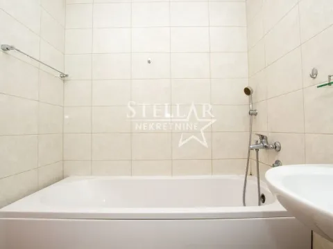 Prodaja, jednosoban stan, 37m², Stari Aerodrom, Podgorica - image 7