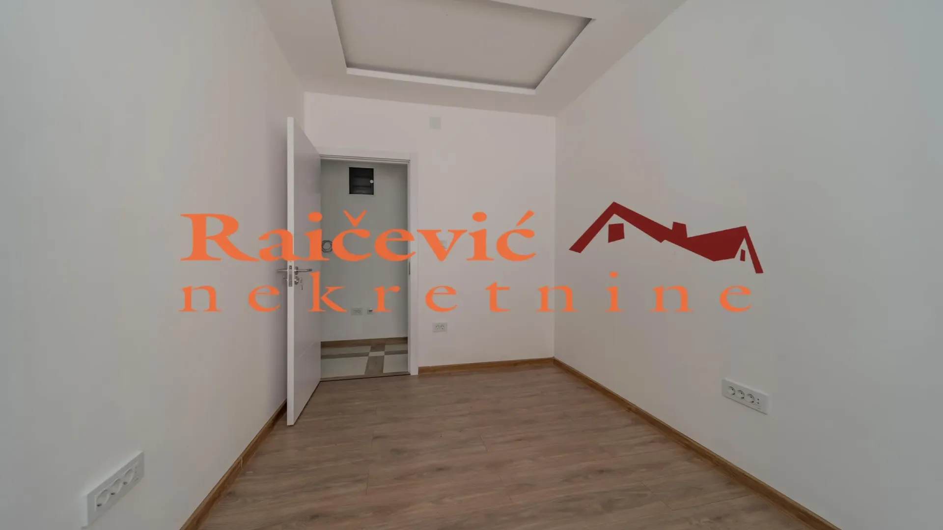 Prodaja, trosoban stan, 83m², Profesorska Kolonija, Palilula Sve Podlokacije