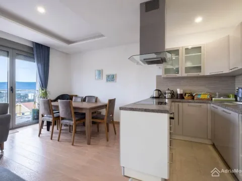 Prodaja, dvosoban stan, 87m², Tivat, Crna Gora - image 3