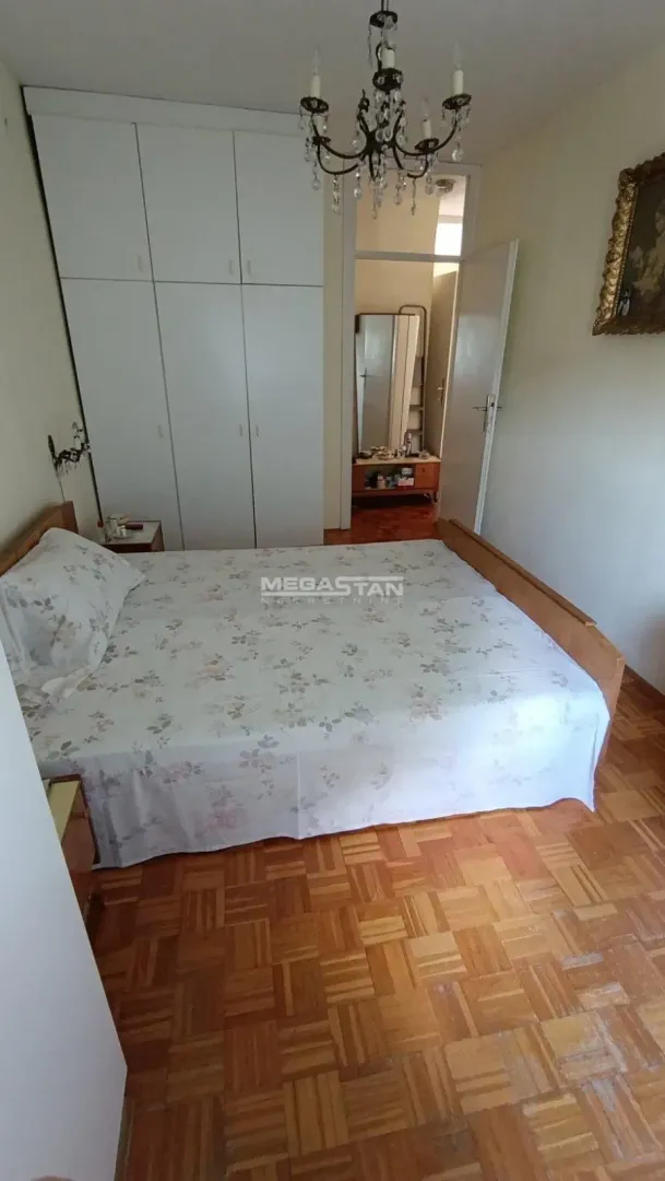 Prodaja, trosoban stan, 85m², Novi Beograd Blok 71, Novi Beograd Sve Podlokacije