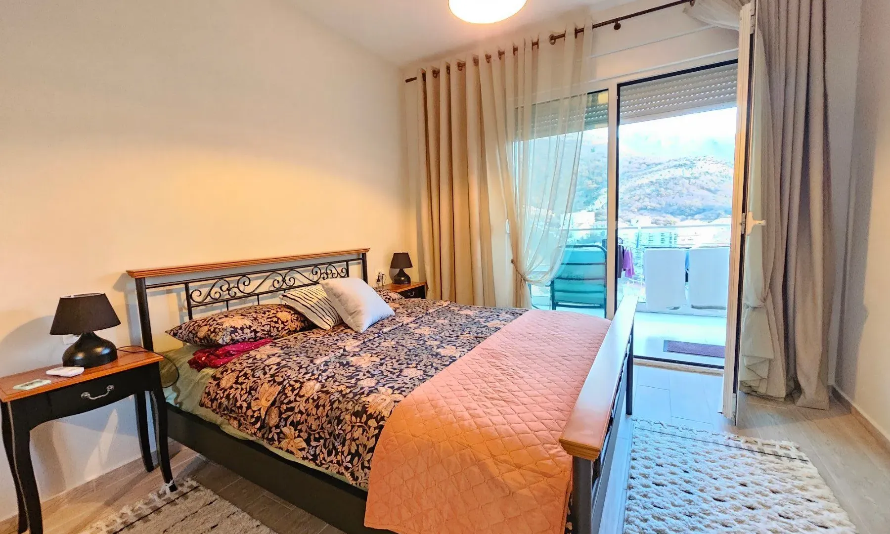 Rent, one bedroom apartment, 57m², Bečići, Budva