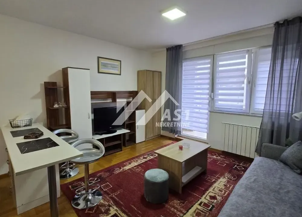 Rent, apartment, 33m², Grbavica, Novi Sad Sve Podlokacije