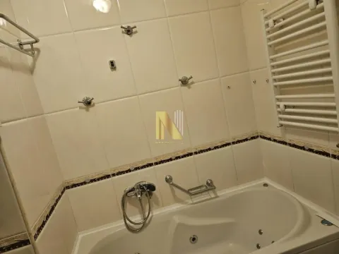 Izdavanje, trosoban stan, 60m², Grbavica, Novi Sad Sve Podlokacije - image 12