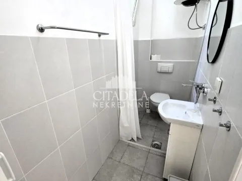 Izdavanje, jednosoban stan, 55m², Resnik, Beograd - image 10