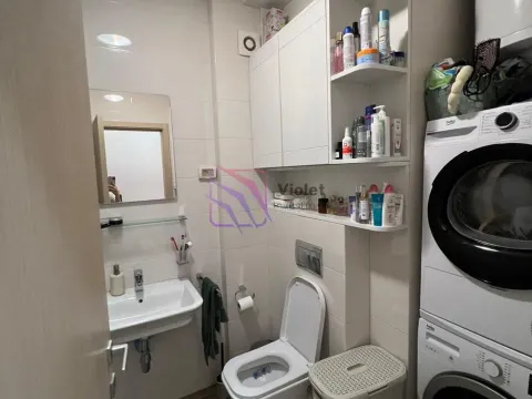 Prodaja, jednosoban stan, 53m², City Kvart, Podgorica - image 8