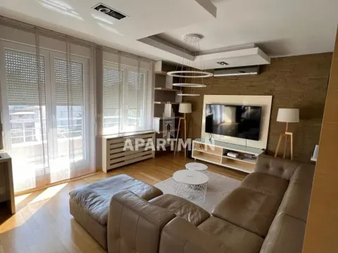 Izdavanje, trosoban stan, 97m2, Neimar, Vračar, Beograd Izdavanje, trosoban stan, 97m2, Neimar, Vračar, Beograd